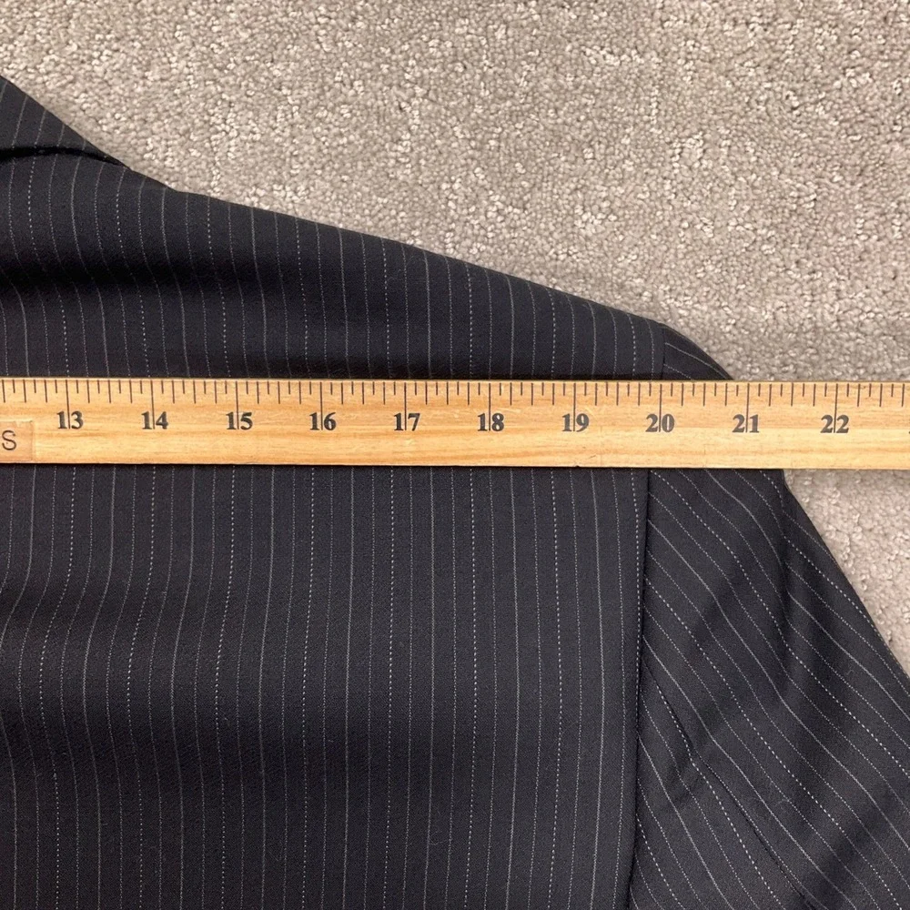Jones New York Suit Mens 44R 40W Black Pinstripe 3-Button Formal Classic Wool